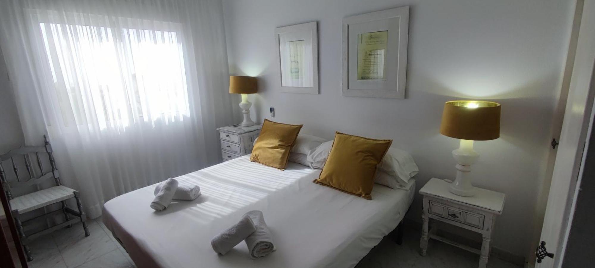Nerja Gaviota Holidays Piscina Y Playa Luaran gambar